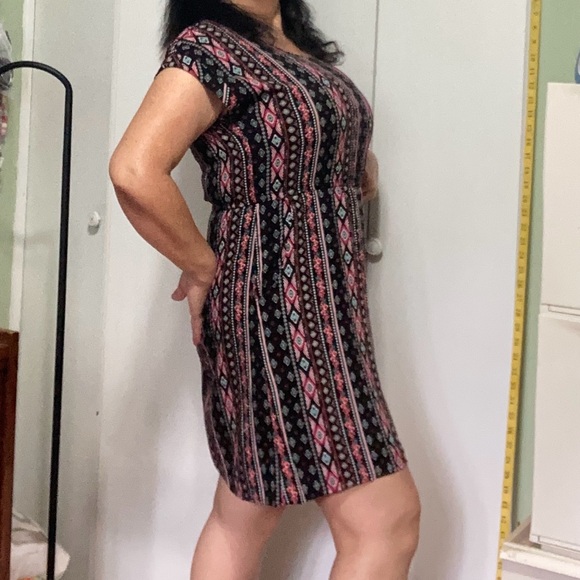 PINK REPUBLIC Aztec Tribal Short Sleeve Dress Pockets Open Keyhole Back Medium - Picture 15 of 16